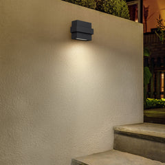 Summit Outdoor Wall Sconce